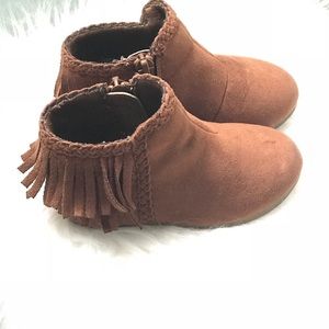 Brown Ankle Moc Boots w/Fringe, Size 6C Toddler